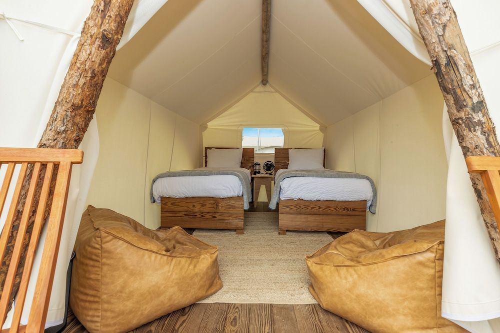 Under Canvas Great Smoky Mountains Deluxe with Kids Tent - Private Bath