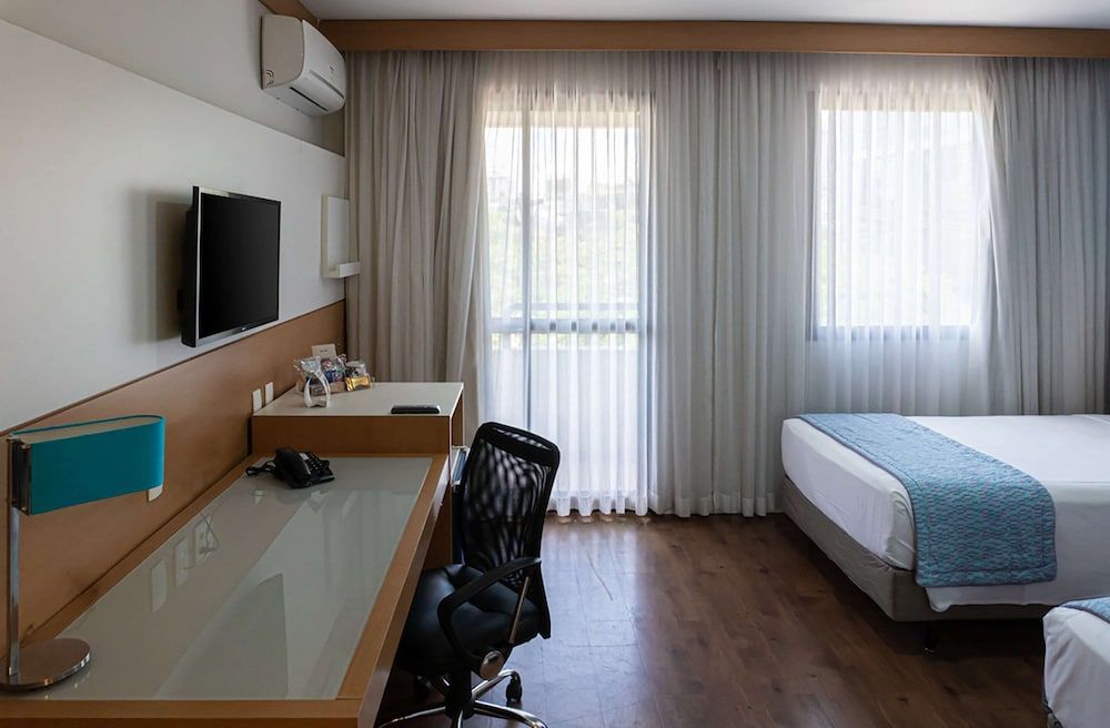 undefined Quality Hotel Faria Lima 8