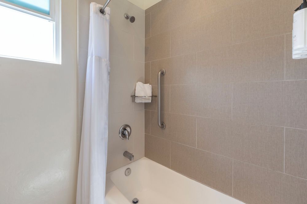 Wave Crest Resort Studio, Non Smoking, Kitchenette 5