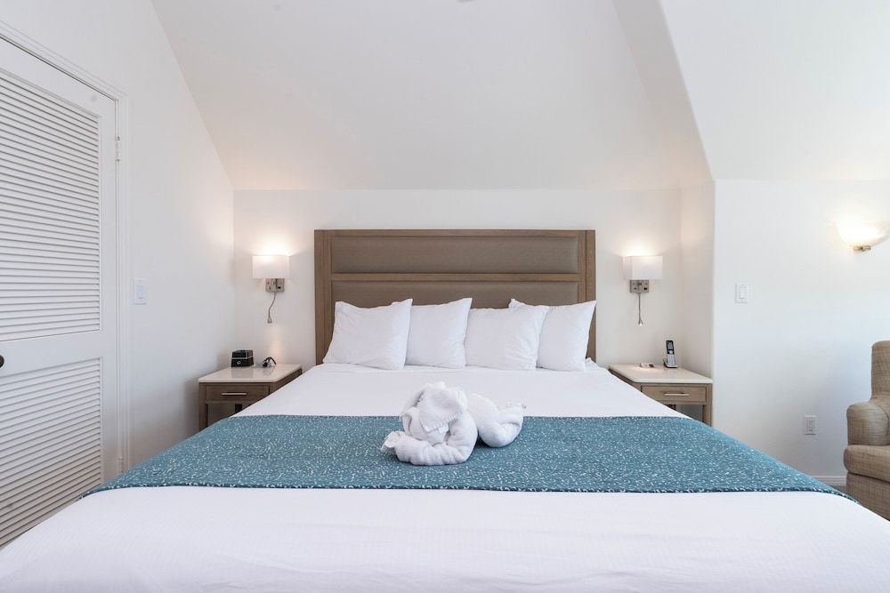 Wave Crest Resort Condo, 2 Bedrooms, Non Smoking, Kitchenette 6