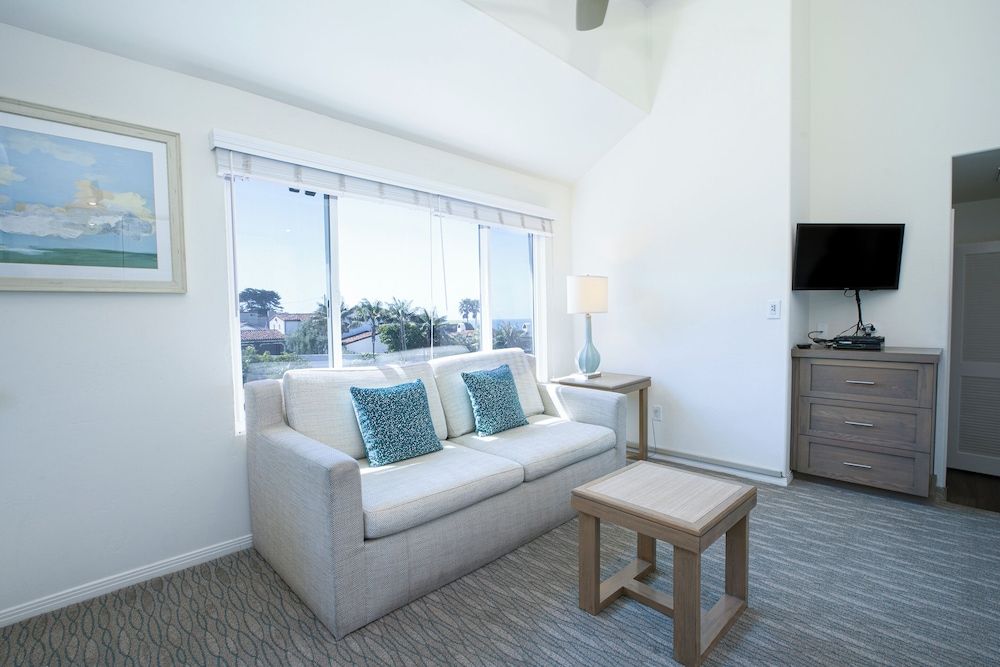 Wave Crest Resort Studio, Non Smoking, Kitchenette 9