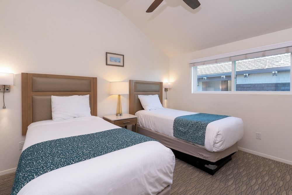 Wave Crest Resort Condo, 2 Bedrooms, Non Smoking, Kitchenette 2