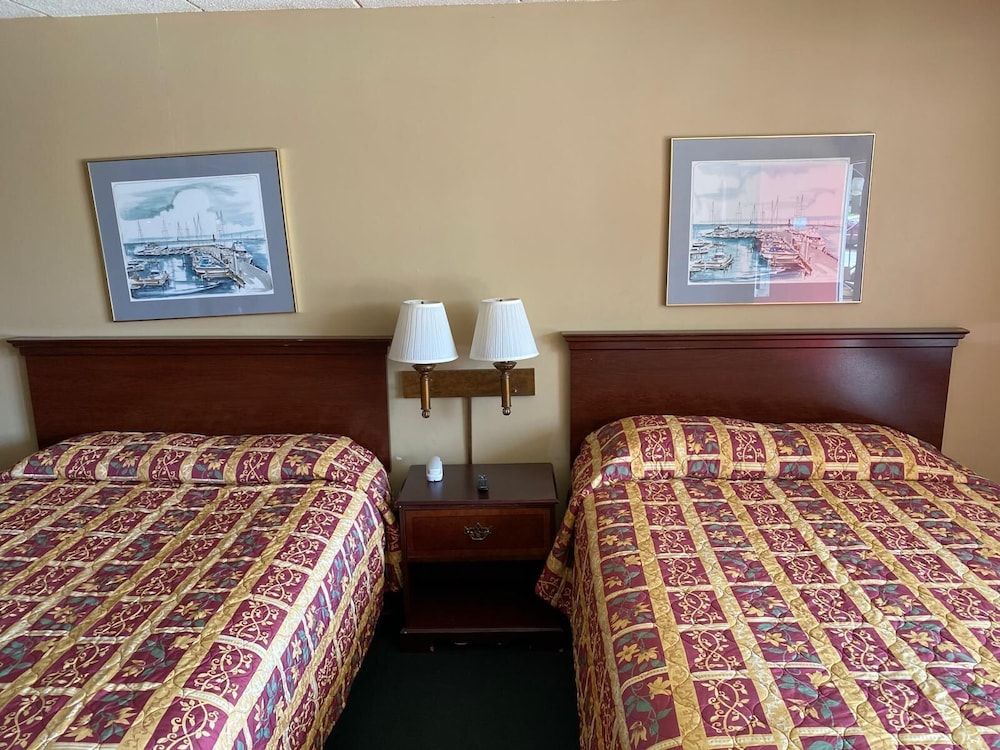 Standard Room, 2 Queen Beds, Non Smoking