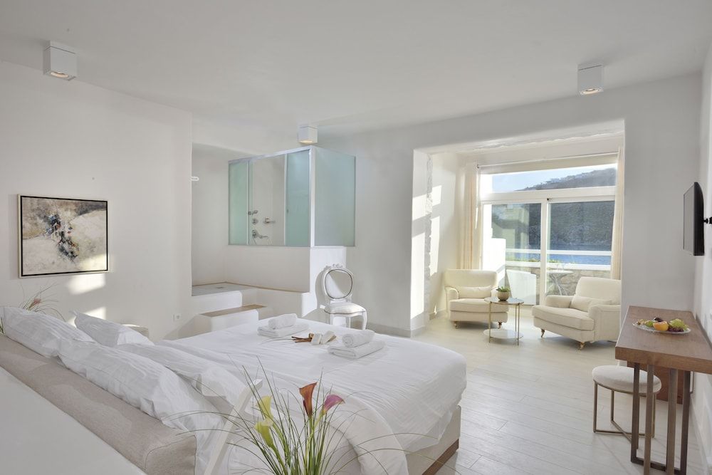 Coast Life Villa Suite, Three Bedrooms