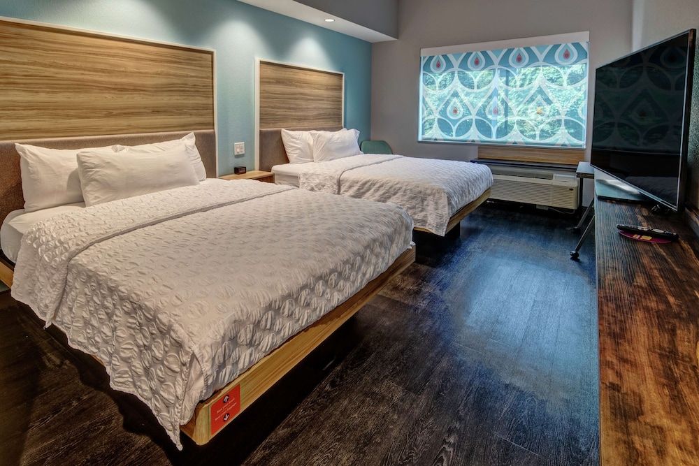Room, 2 Queen Beds