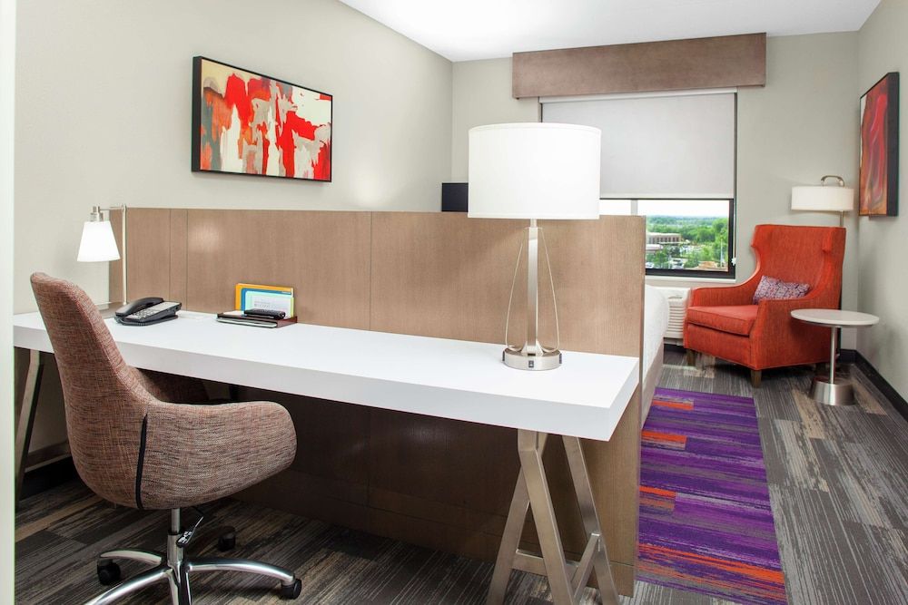 Premium Room, 1 King Bed, Accessible (Roll-In Shower)