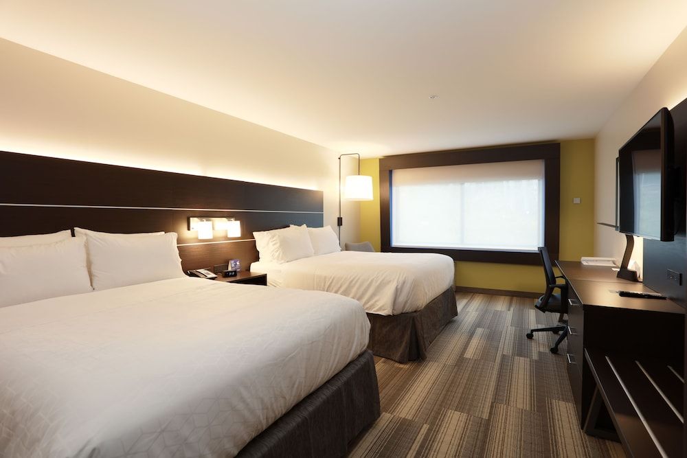 Standard Room, 2 Queen Beds, Accessible (Mobility, Access Tub)