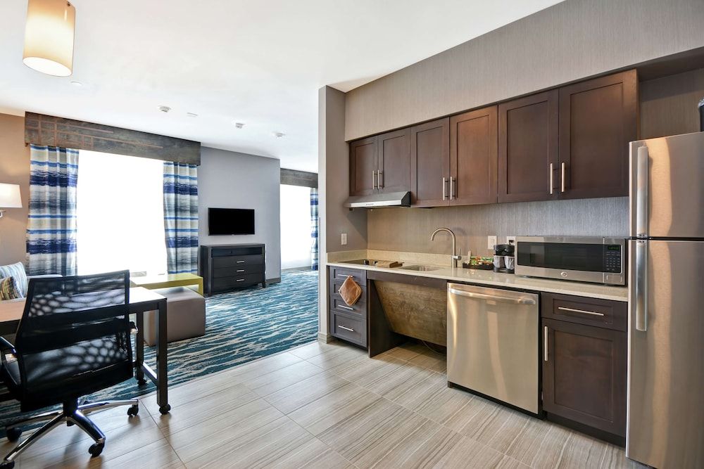 Studio, 2 Queen Beds, Accessible, Bathtub