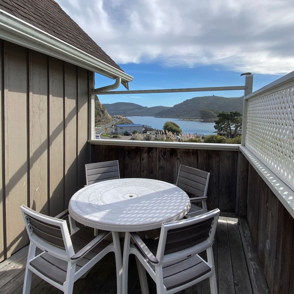 Jenner Inn Fort Ross Suite 5