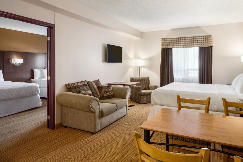Family Room, Multiple Beds, Non Smoking (Efficiency, Deluxe Room)