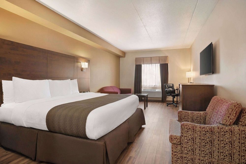 Deluxe Room, 1 King Bed, Non Smoking