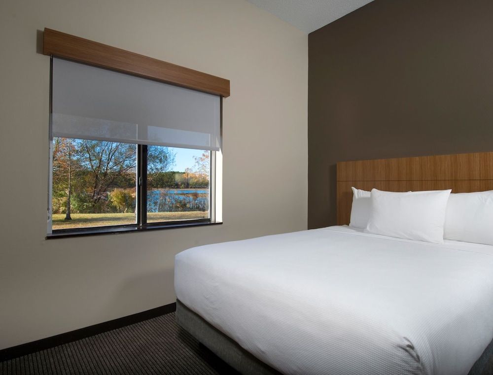 undefined Hyatt Place Savannah Airport 3