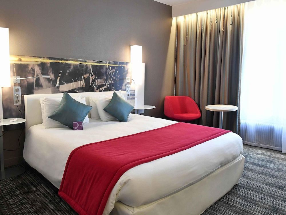 undefined Mercure Paris Gare de l'Est Magenta 6