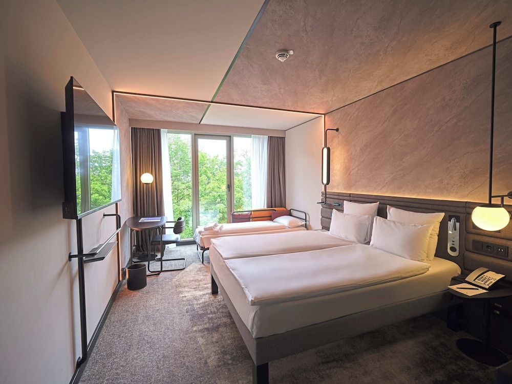 undefined Novotel Muenchen City 3