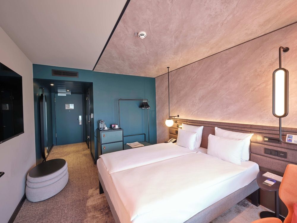undefined Novotel Muenchen City 9
