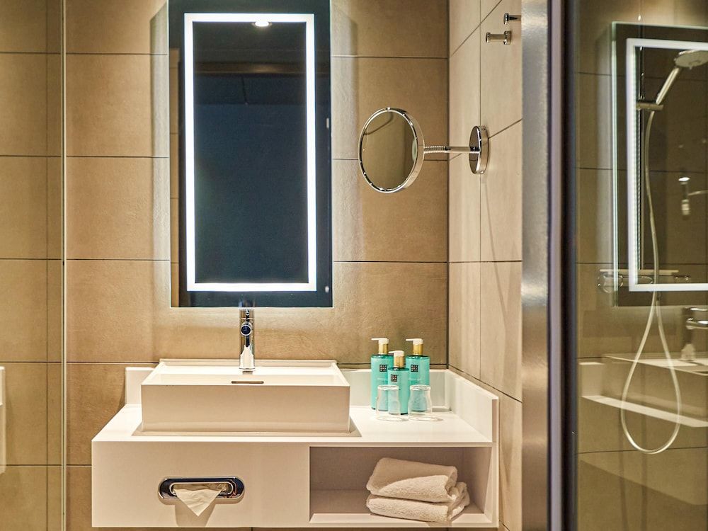 undefined Novotel Muenchen City 8