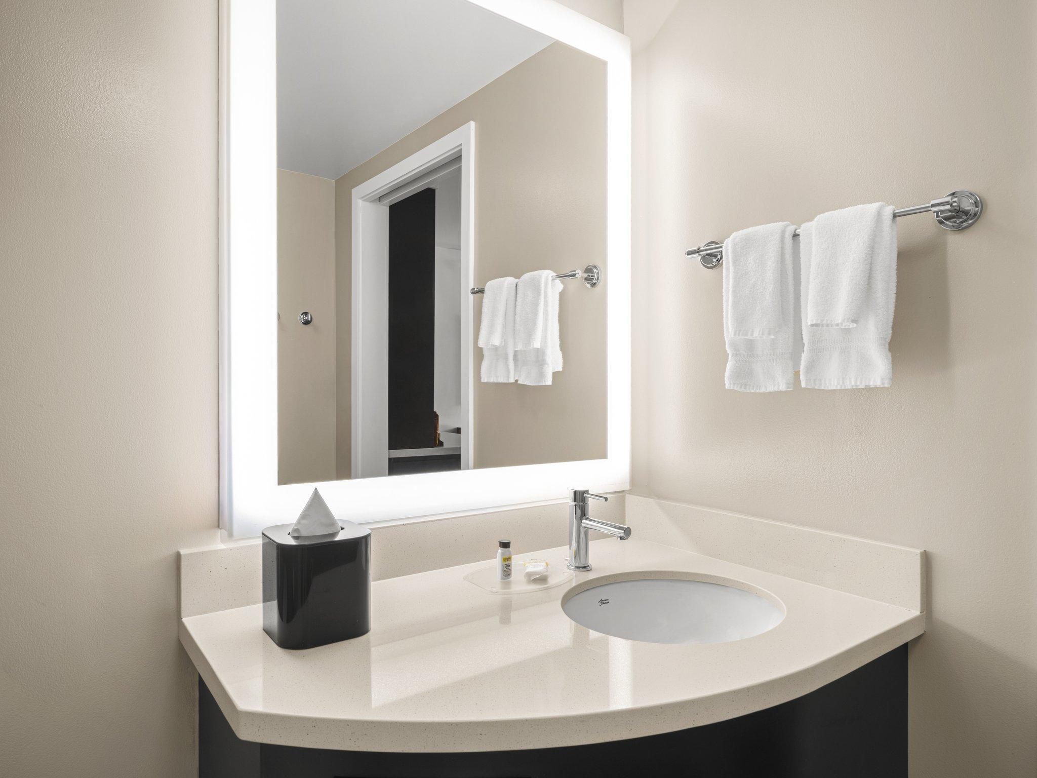 Staybridge Suites Seattle - South Lake Union by IHG Standard Room 2