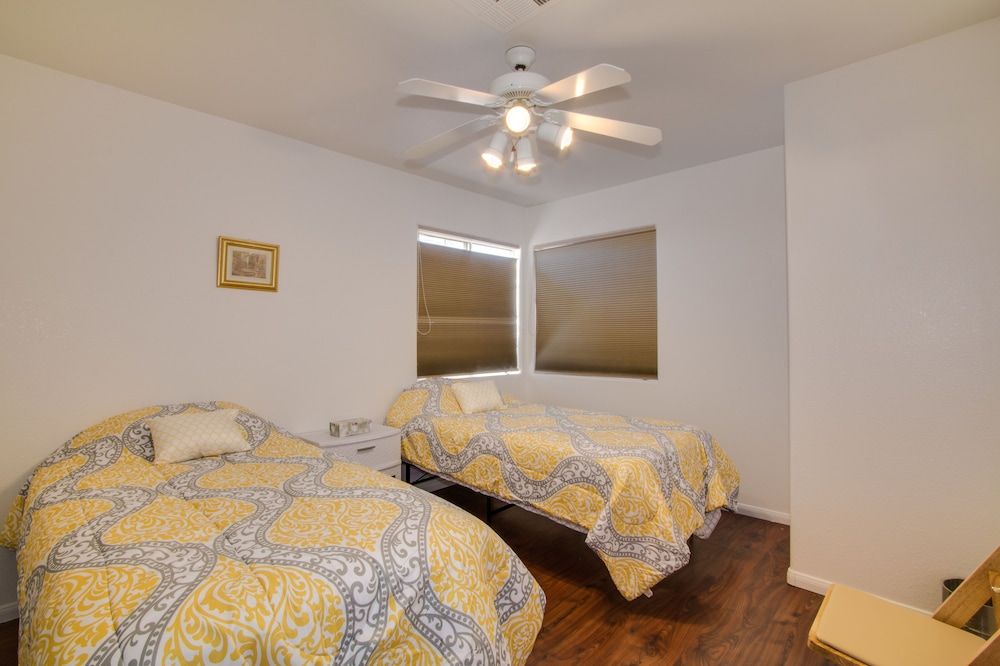 undefined Las Vegas Luxury Vacation Villa 6