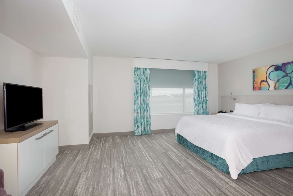 undefined Hilton Garden Inn Omaha Aksarben Village 9