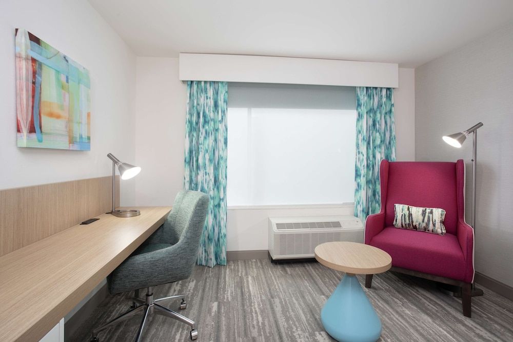 undefined Hilton Garden Inn Omaha Aksarben Village 4