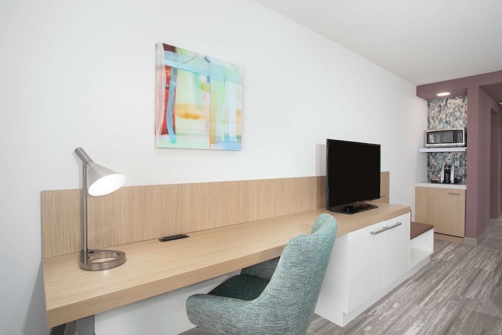 Hilton Garden Inn Omaha Aksarben Village Room, 2 Queen Beds 4