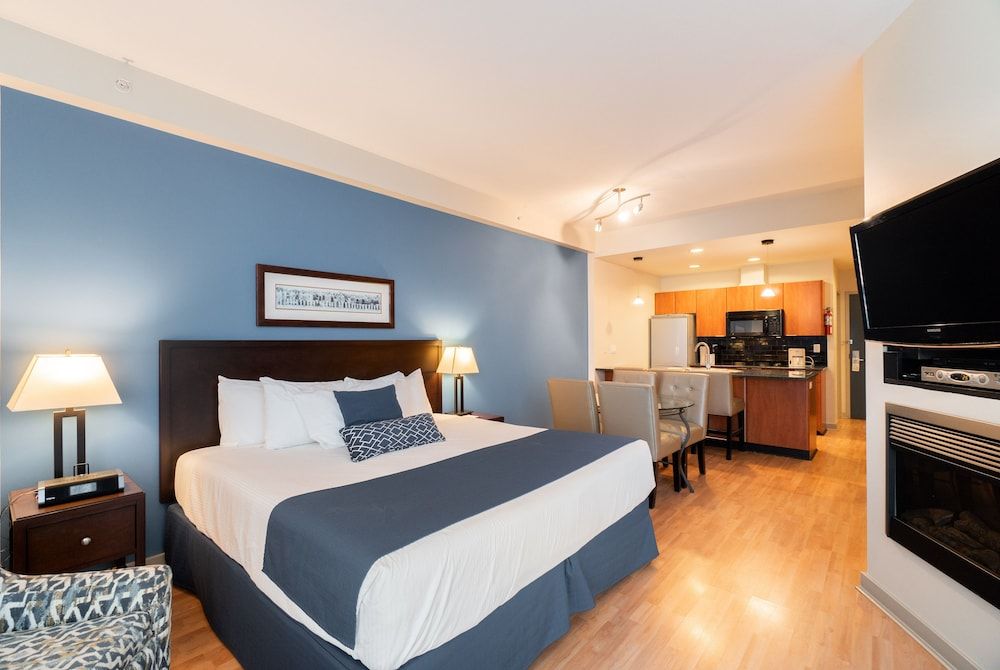 Ocean Promenade Hotel Studio, 1 King Bed 3