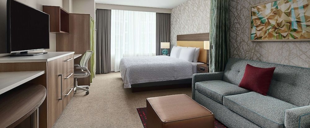 Room, 1 King Bed, Lake View (High Floor)