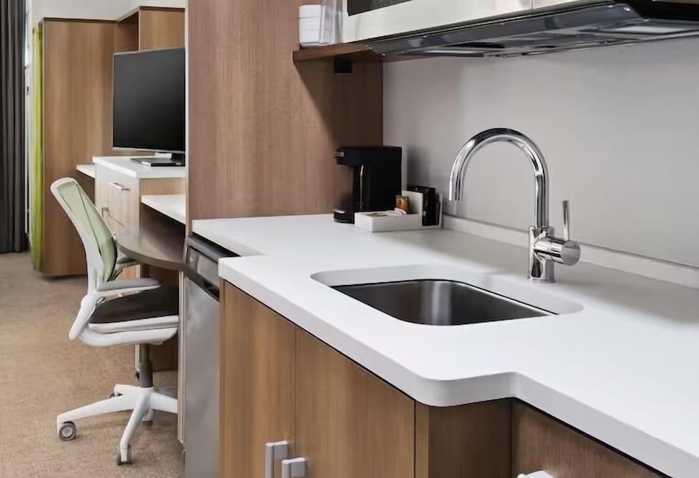 Home2 Suites by Hilton Chicago McCormick Place Studio, 1 Queen Bed, Non Smoking 4