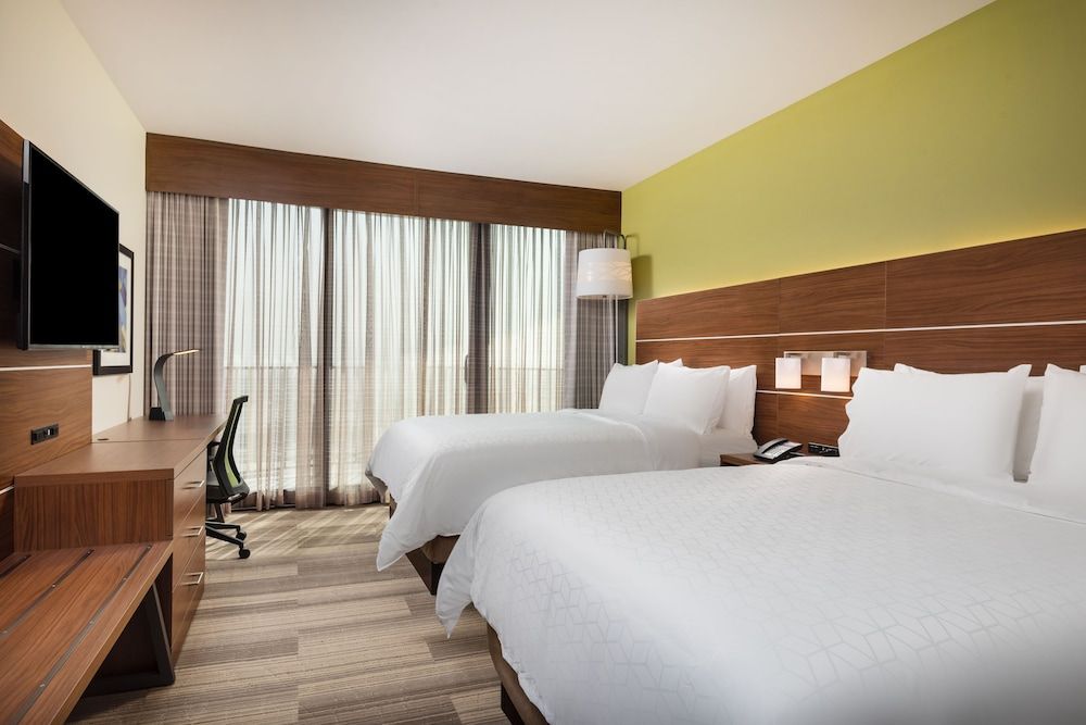 Standard Room, 2 Queen Beds, Accessible (Communication)