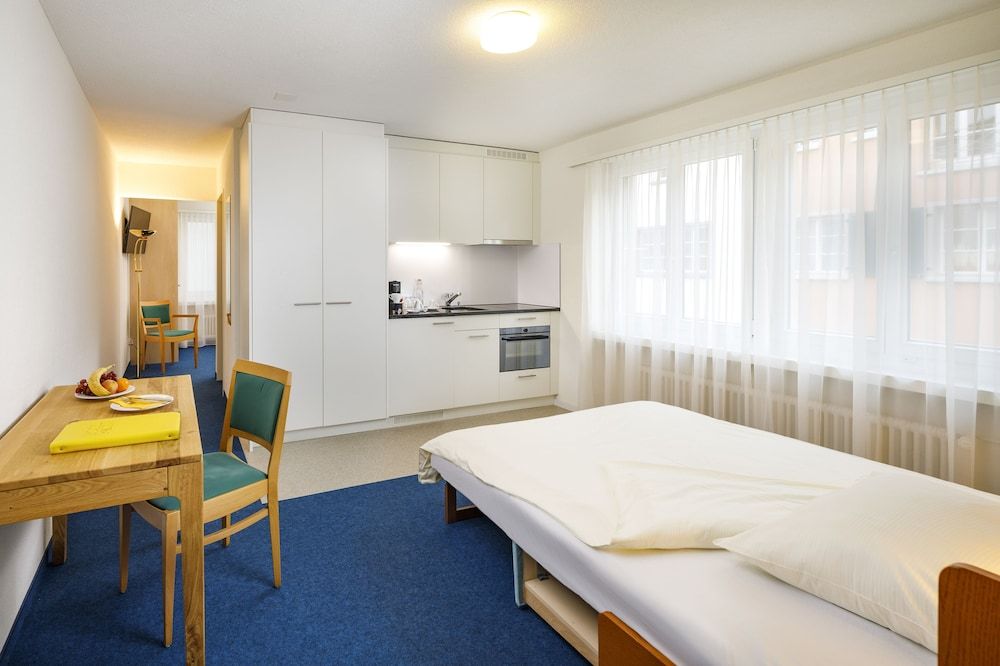 Central Hotel Post Superior Triple Room