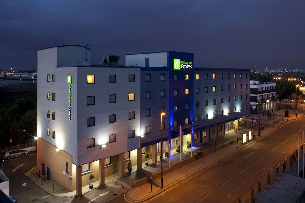 undefined Holiday Inn Express London - Park Royal by IHG