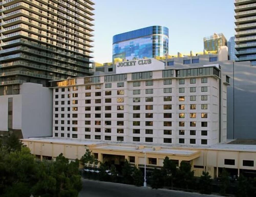 undefined Jockey Club Suites 4