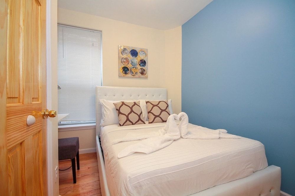 City Apartment, 4 Bedrooms