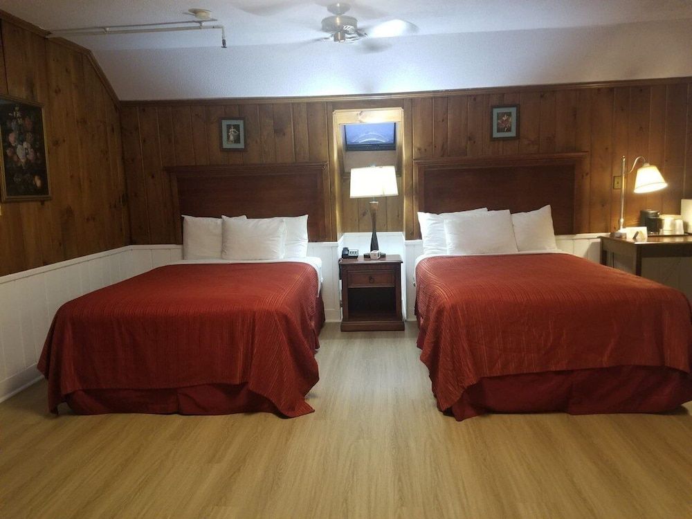 Stonybrook Motel & Lodge Standard Double Room 3