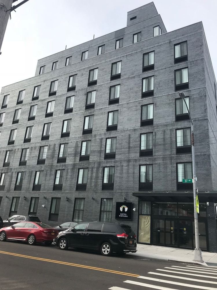 undefined Hotel Nirvana 4
