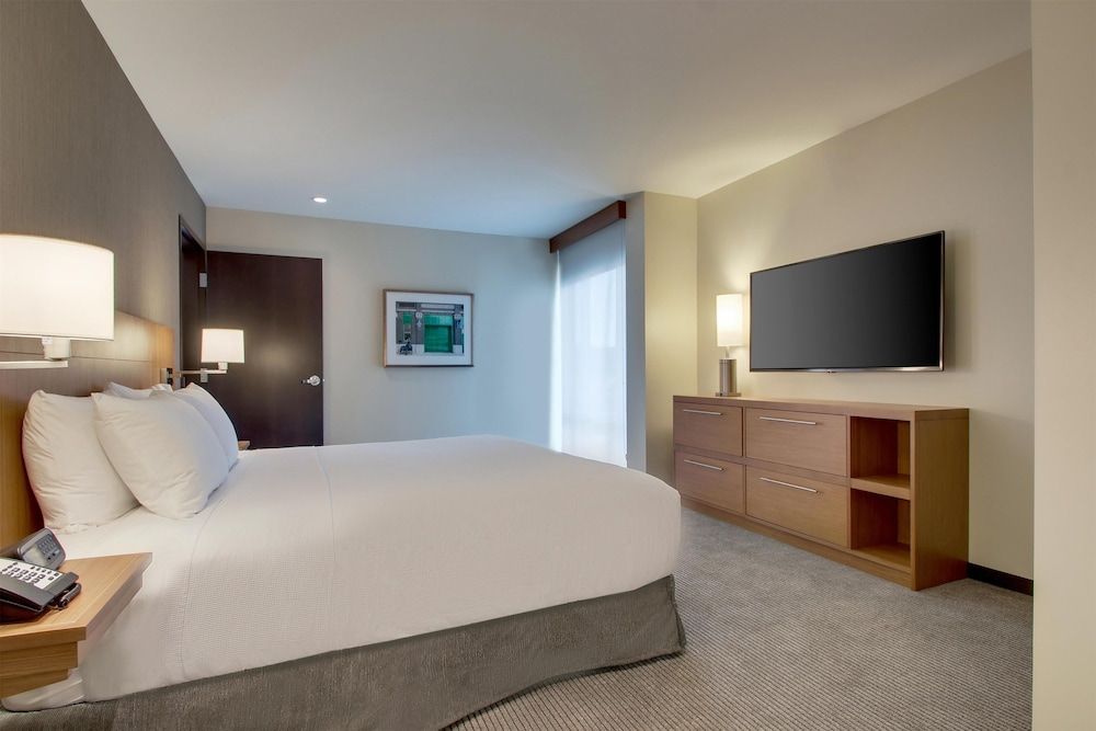 Suite, 1 Bedroom, King Bed with Sofa bed
