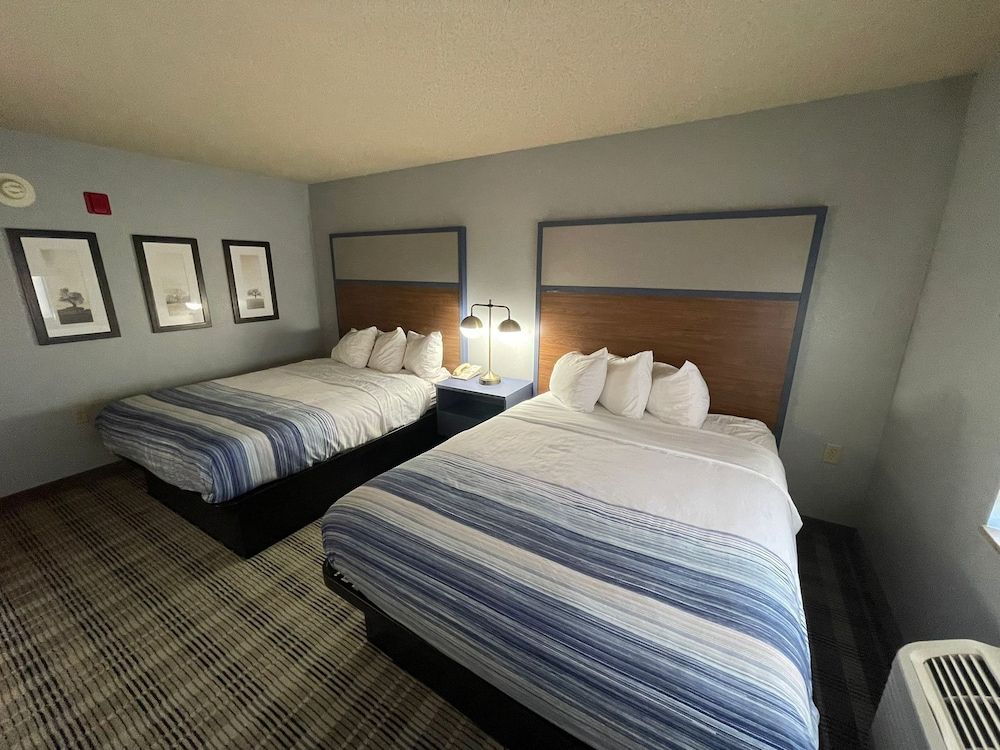 Room, 2 Queen Beds, Smoking