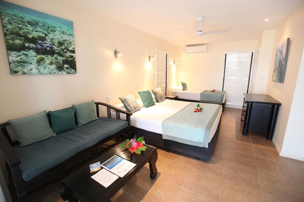 Nakelo Treasure Island Resort & Spa Ocean Standard Bure 4