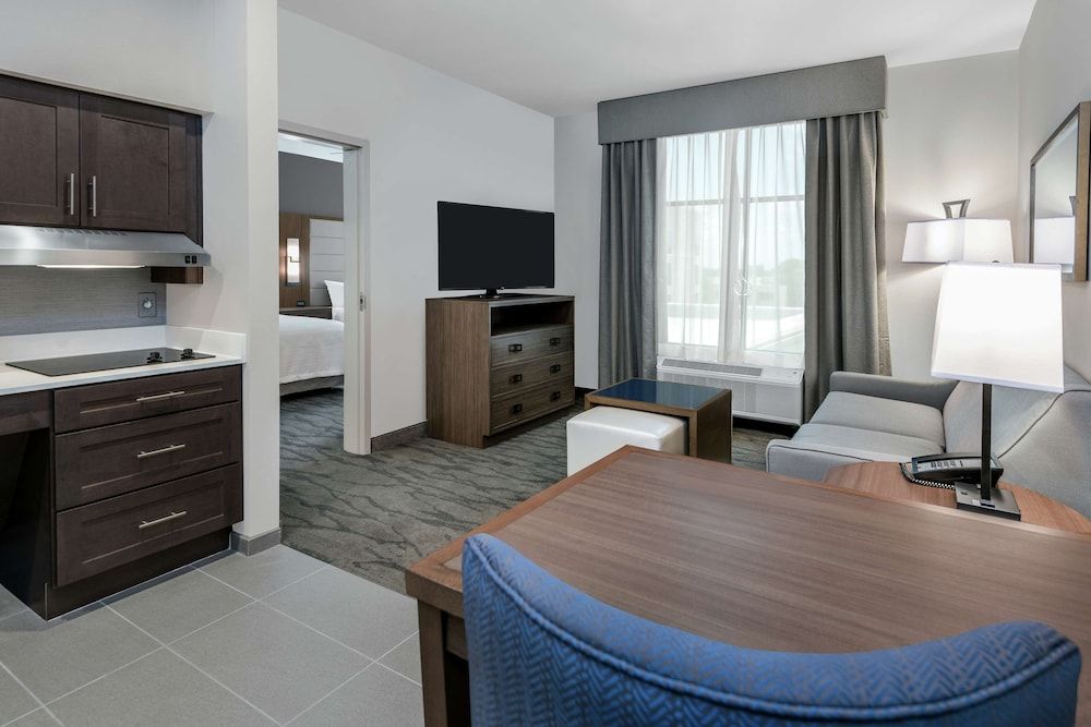 undefined Homewood Suites by Hilton Houston Memorial 10