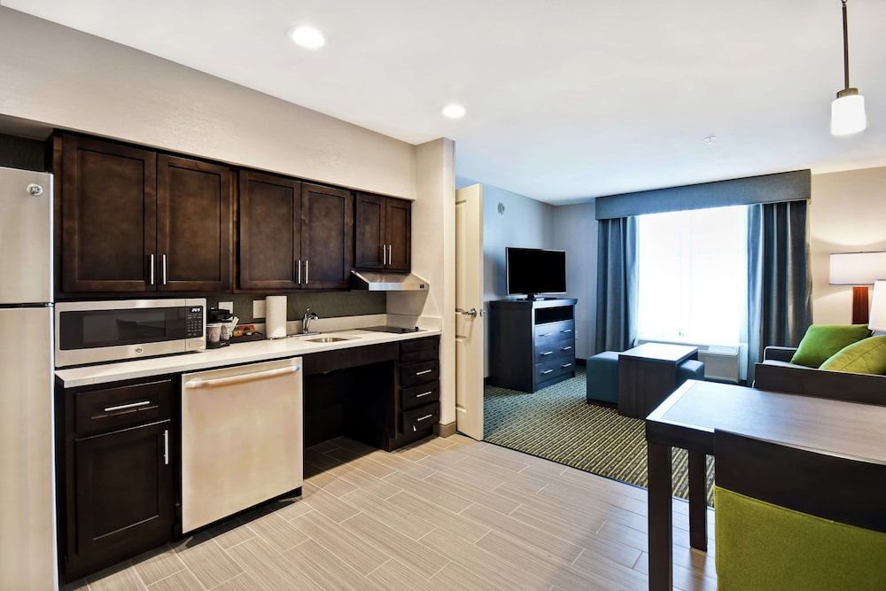 Suite, 2 Queen Beds, Accessible (Hearing)