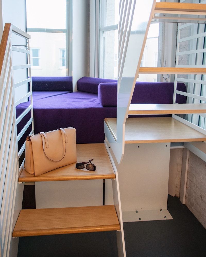 YOTEL San Francisco Sky Room 7