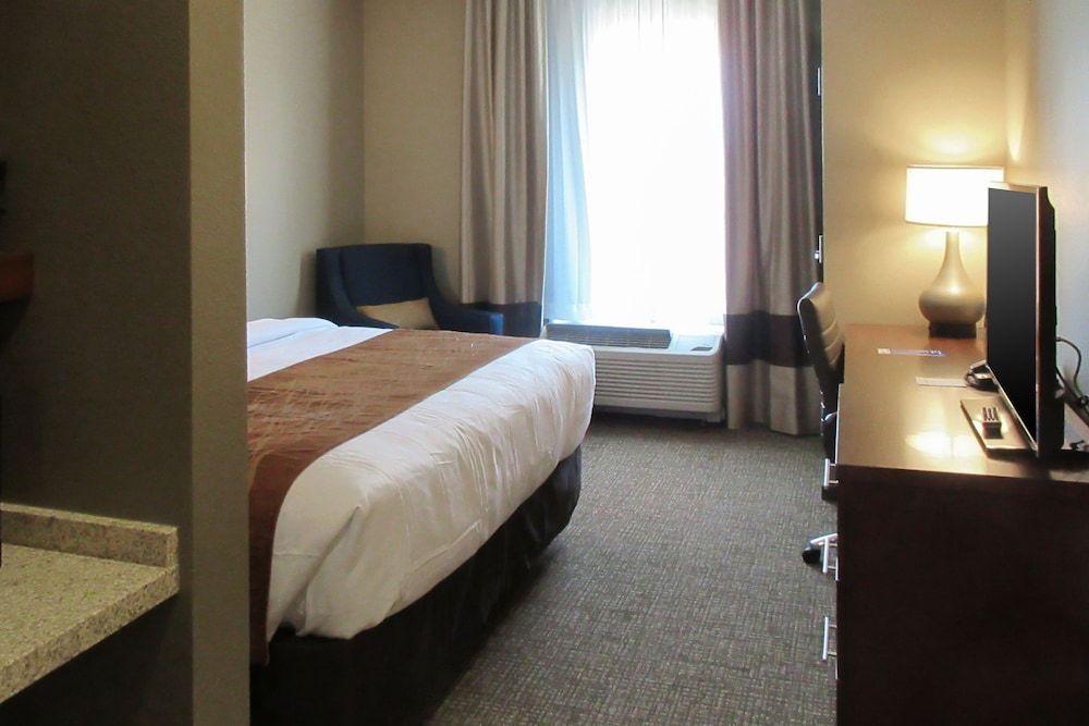 Standard Room, 1 King Bed, Non Smoking