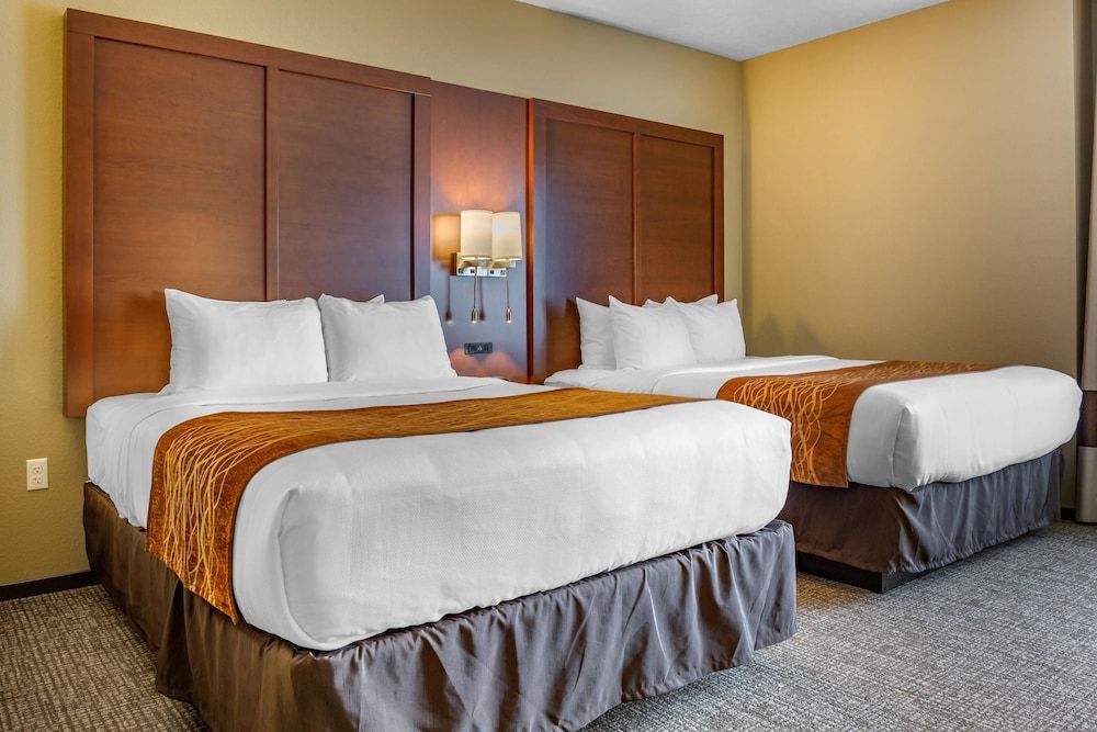 Suite, 2 Queen Beds, Accessible, Non Smoking