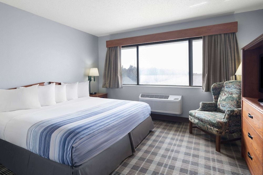 Deluxe Suite, 1 King Bed, Non Smoking
