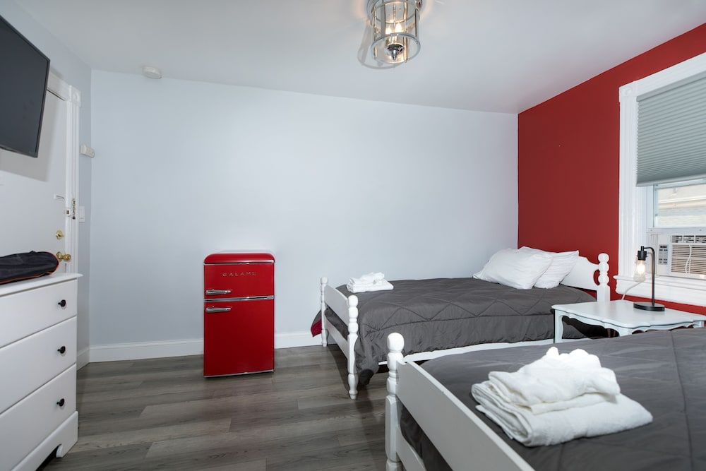 Standard Double Room, Ensuite (Vermont Room)