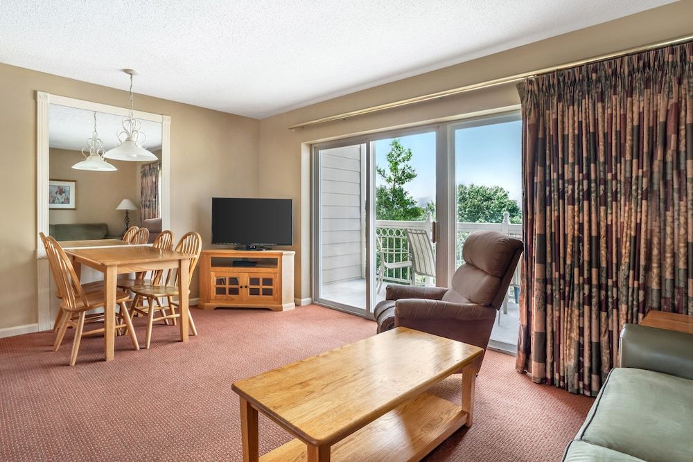 Sunrise Ridge Resort Standard Room, 1 Bedroom 5