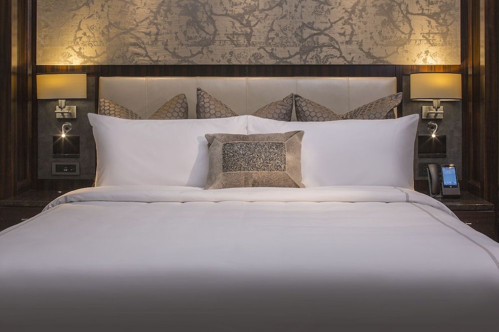 undefined The Post Oak Hotel at Uptown Houston 2