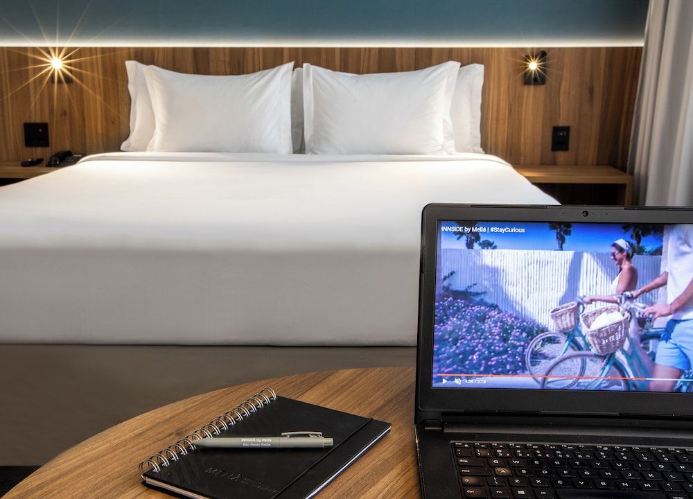 Innside, 1 King Bed, City View