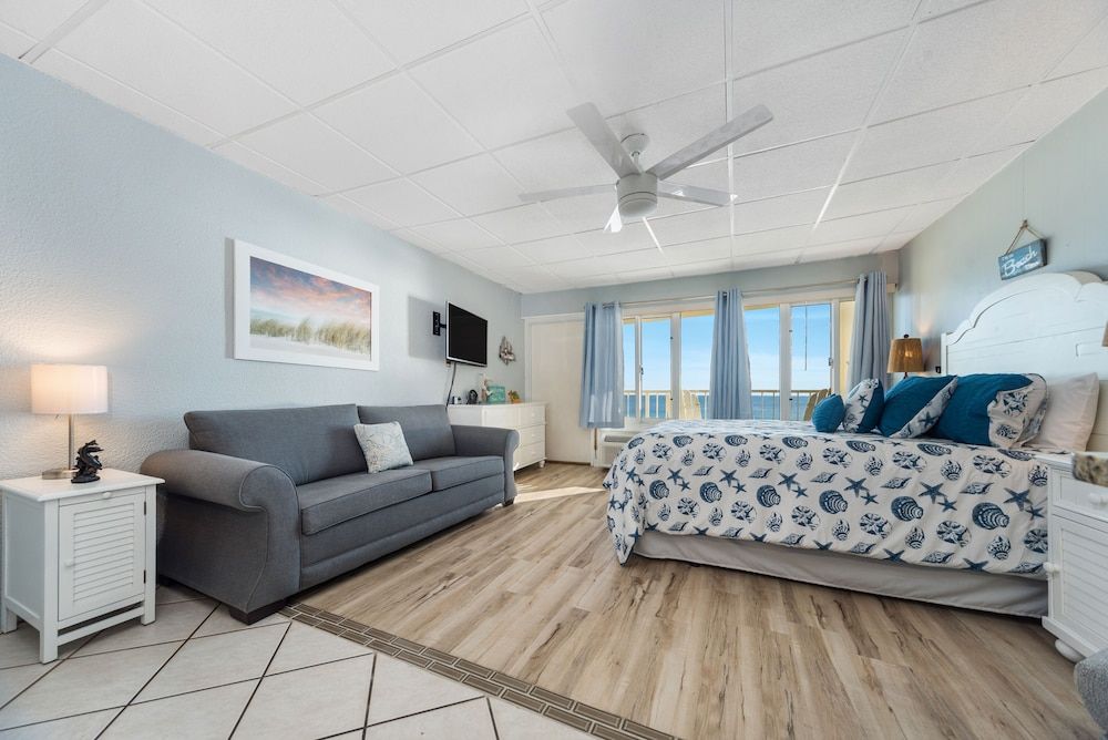 Studio Suite, 1 Queen Bed with Sofa bed, Patio, Ocean View (Continental #513 - No Pets Allowed)