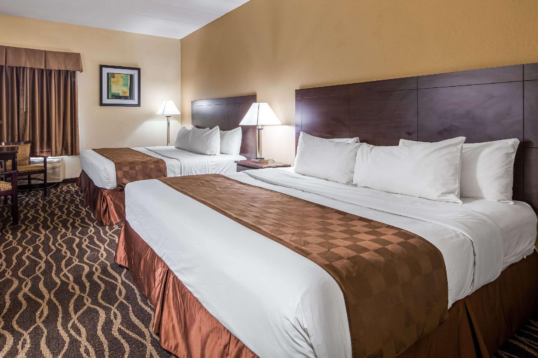 2 King Beds, Nonsmoking